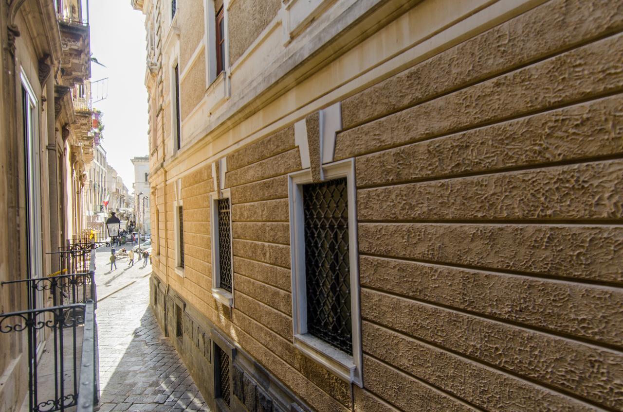 Ortigia Bed And Breakfast Syracuse Buitenkant foto